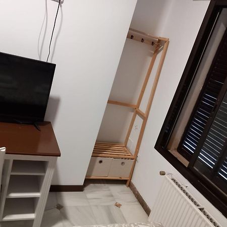 Hotel New Hortaleza Coliving à Madrid Extérieur photo