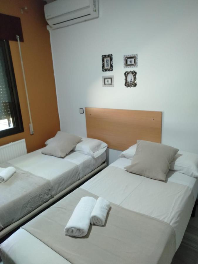 Hotel New Hortaleza Coliving à Madrid Extérieur photo