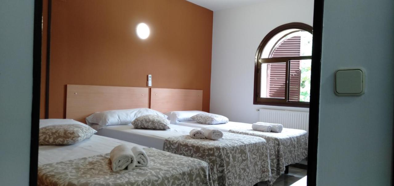 Hotel New Hortaleza Coliving à Madrid Extérieur photo