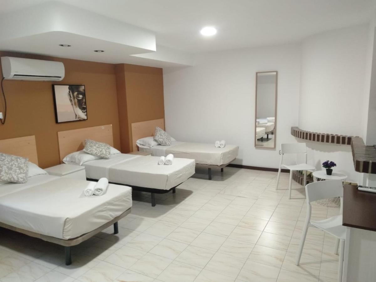 Hotel New Hortaleza Coliving à Madrid Extérieur photo